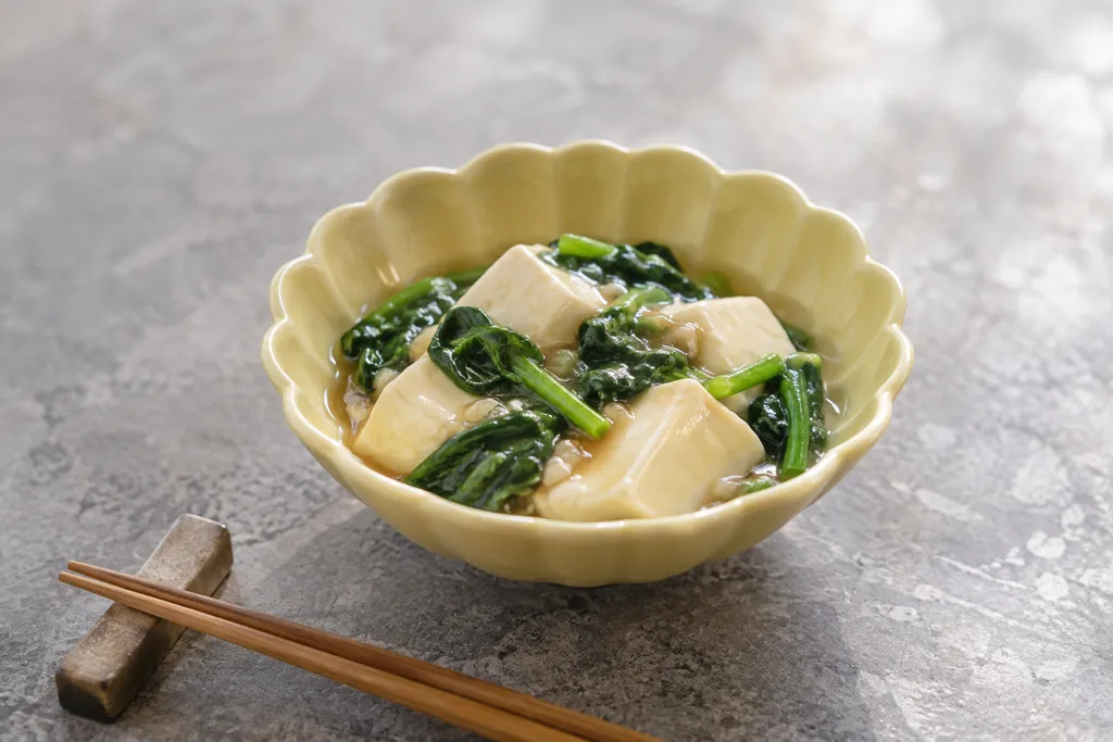 豆腐とほうれん草の中華煮の完成イメージ