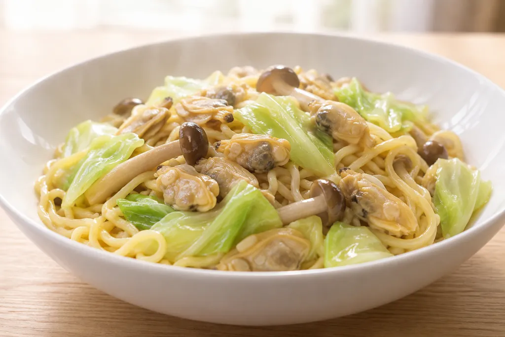 あさりとキャベツの中華塩焼きそばの完成イメージ