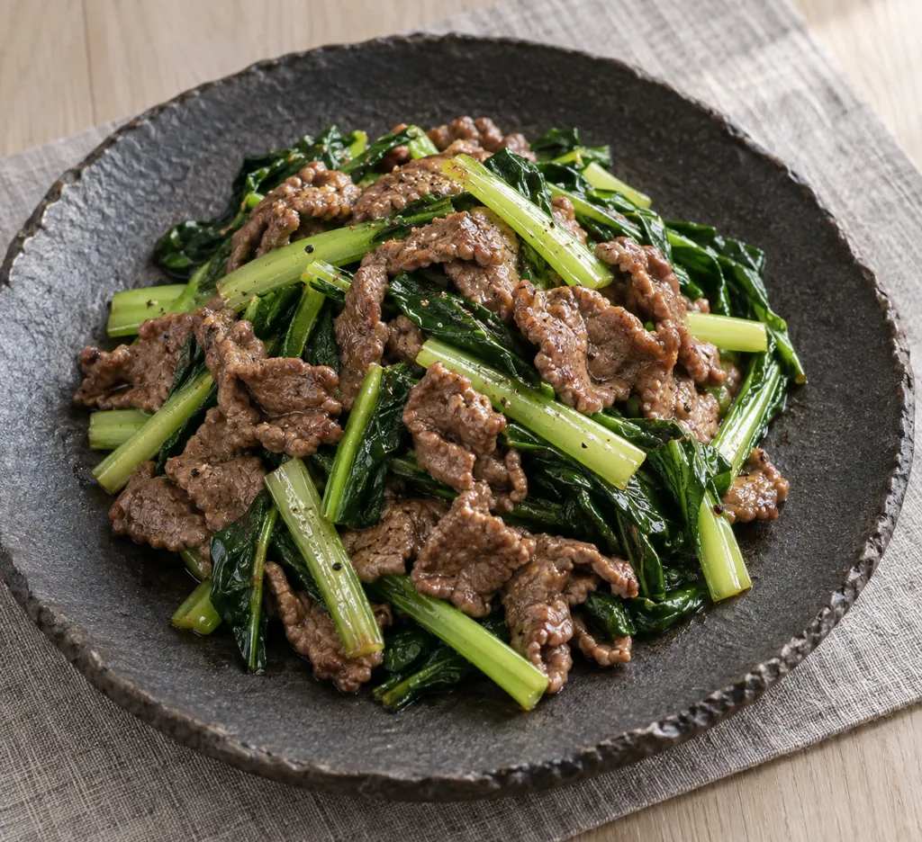 牛もも肉と小松菜のごま油塩炒めの完成イメージ