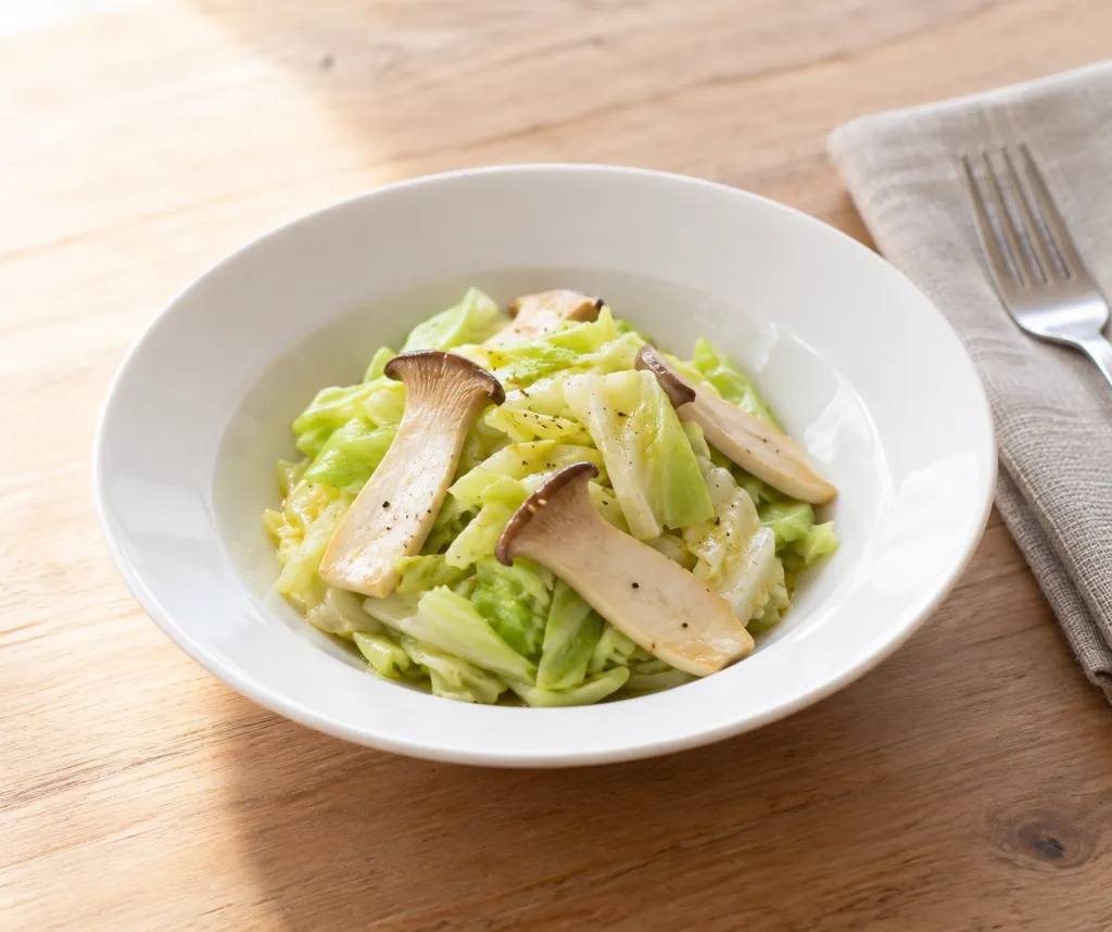 キャベツとエリンギのレンジ温野菜サラダの完成イメージ