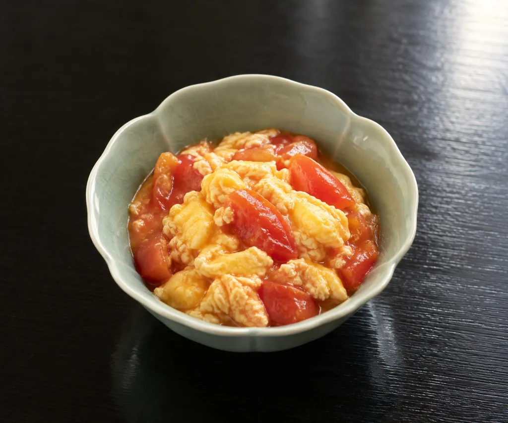 卵とトマトのふんわり中華炒め煮の完成イメージ