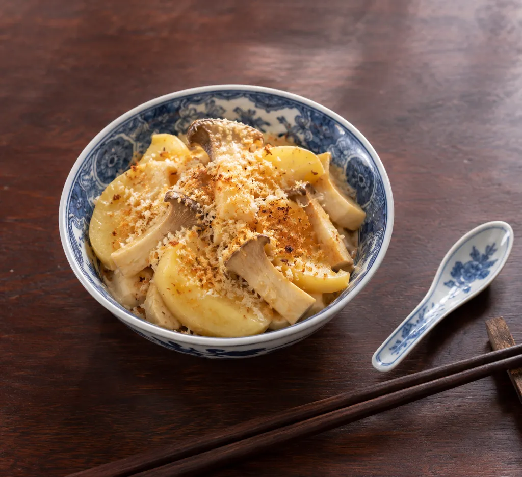 エリンギとじゃがいもの中華パン粉焼きの完成イメージ