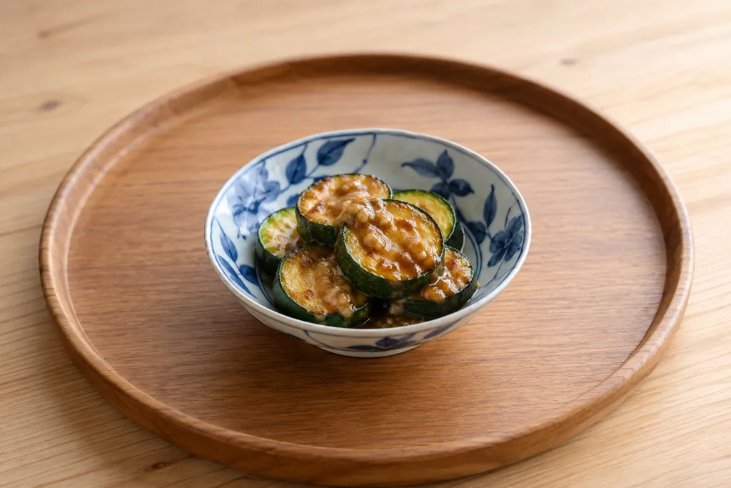 ズッキーニのにんにく味噌だれがけの完成イメージ