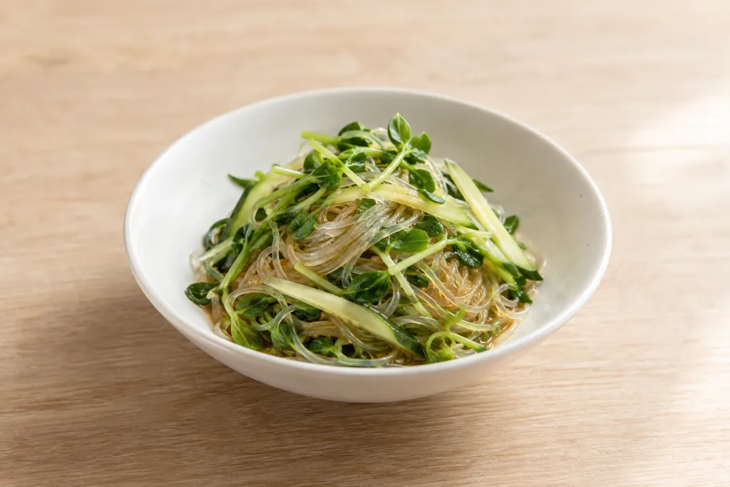 春雨と豆苗の中華サラダの完成イメージ