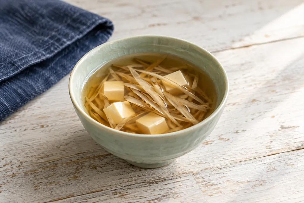 ごぼうと豆腐のすまし汁の完成イメージ