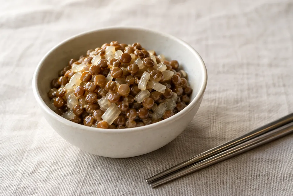 レンズ豆と玉ねぎのエスニック豆サラダの完成イメージ