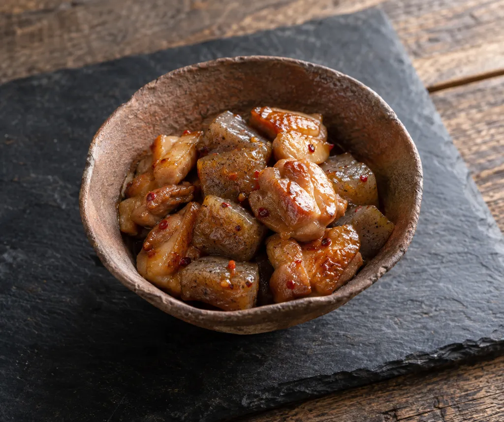 こんにゃくと鶏もも肉の甘辛炒りの完成イメージ