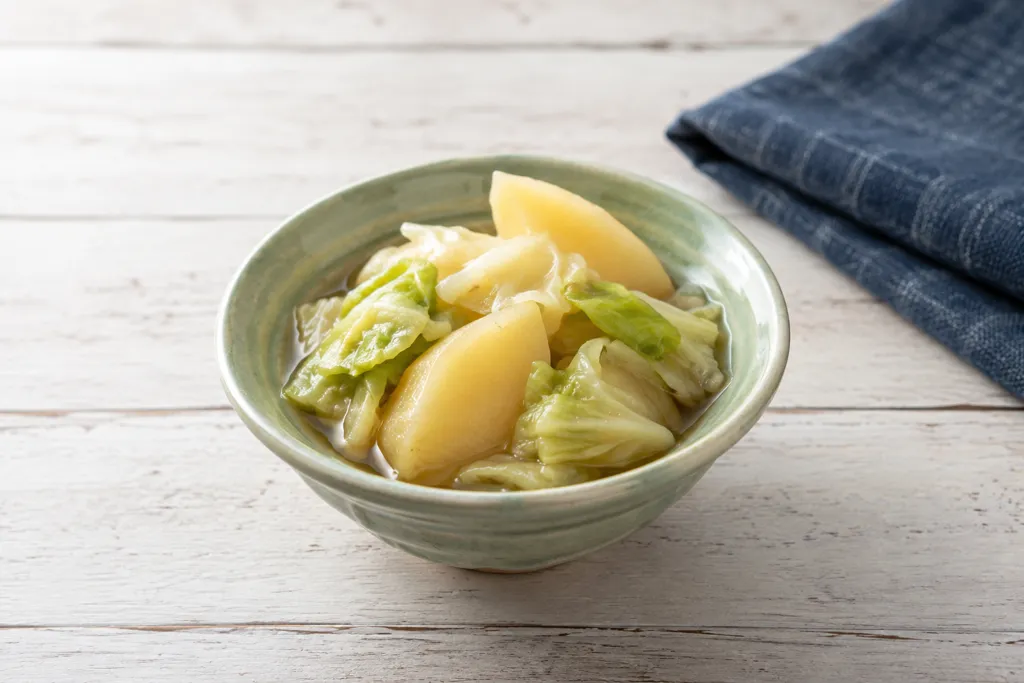 じゃがいもとキャベツのやさしい煮物の完成イメージ