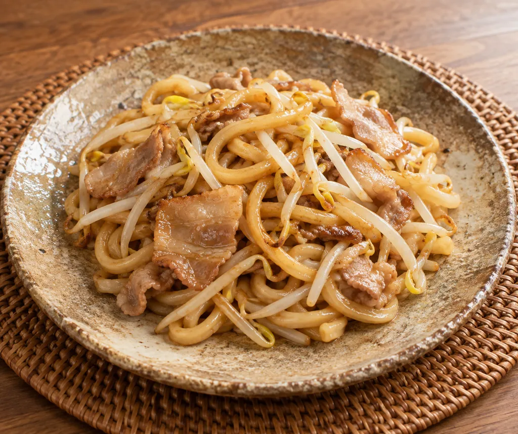 時短豚バラ肉ともやしの和風焼きうどんの完成イメージ
