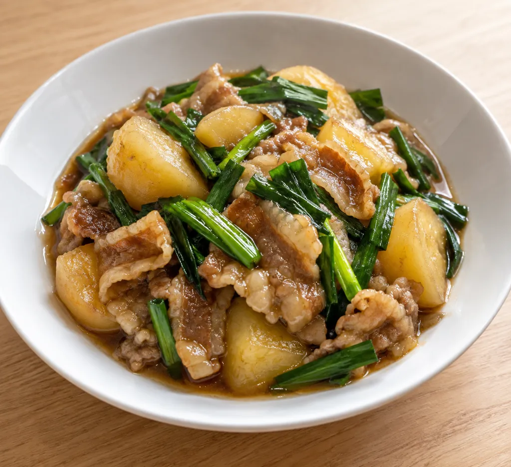 豚バラ肉とニラの中華肉じゃがの完成イメージ