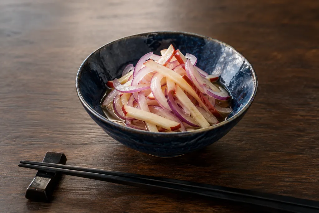 紫玉ねぎとりんごのなますの完成イメージ