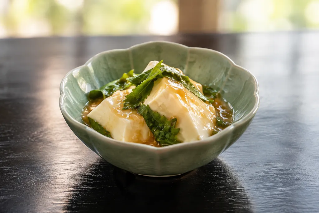 絹ごし豆腐と大葉の中華だれがけの完成イメージ