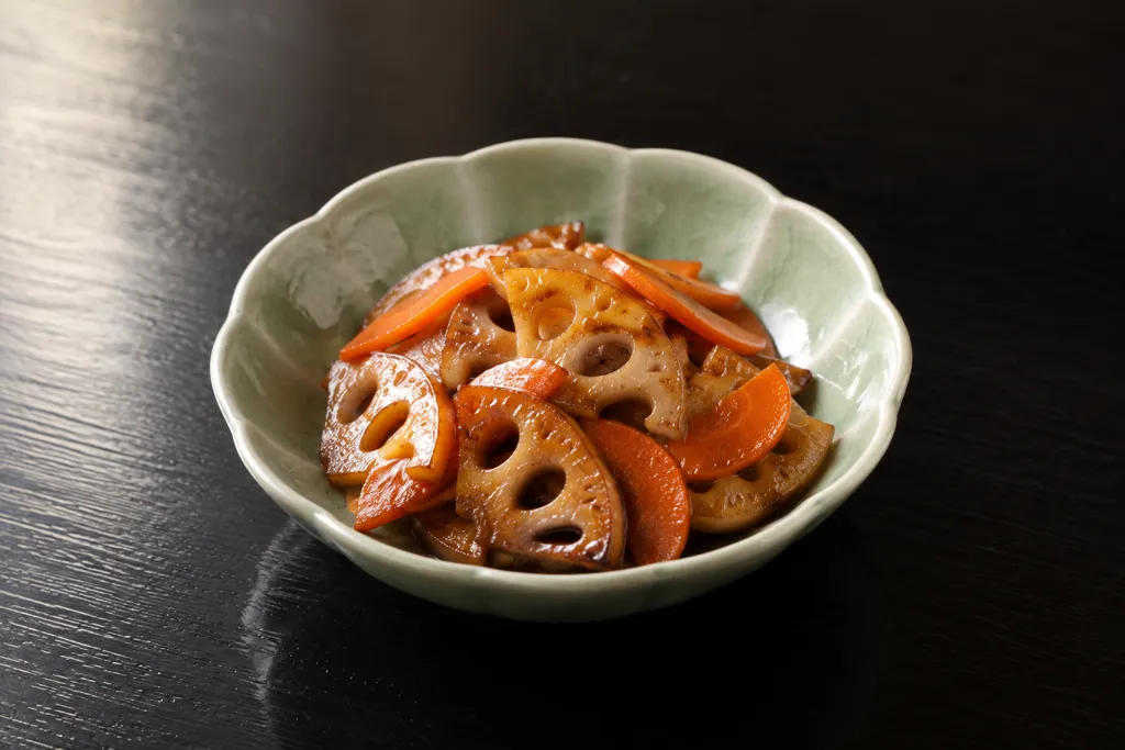 れんこんとにんじんの黒酢炒めの完成イメージ