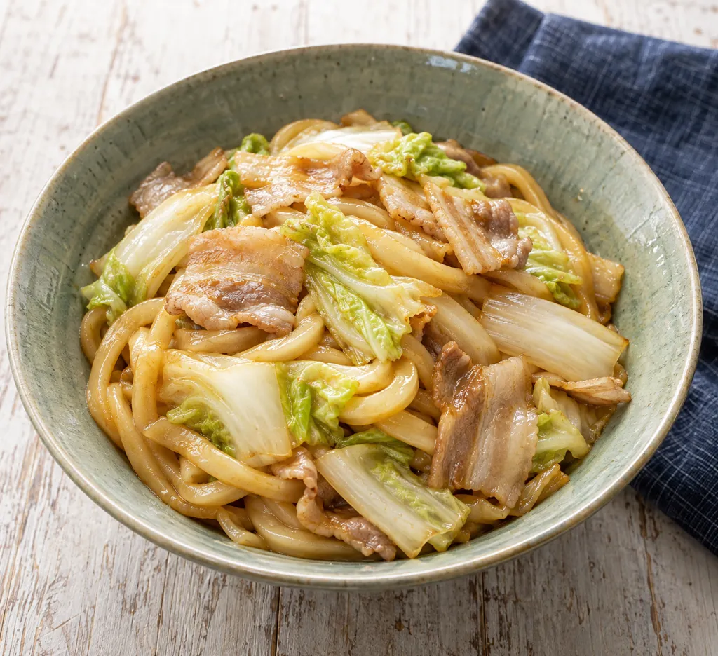 時短豚バラ肉と白菜の和風焼きうどんの完成イメージ