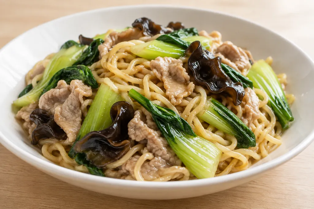 豚こま肉とチンゲン菜の塩焼き中華麺の完成イメージ