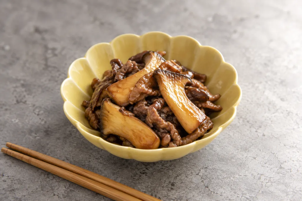 エリンギと牛こま肉のオイスター炒めの完成イメージ
