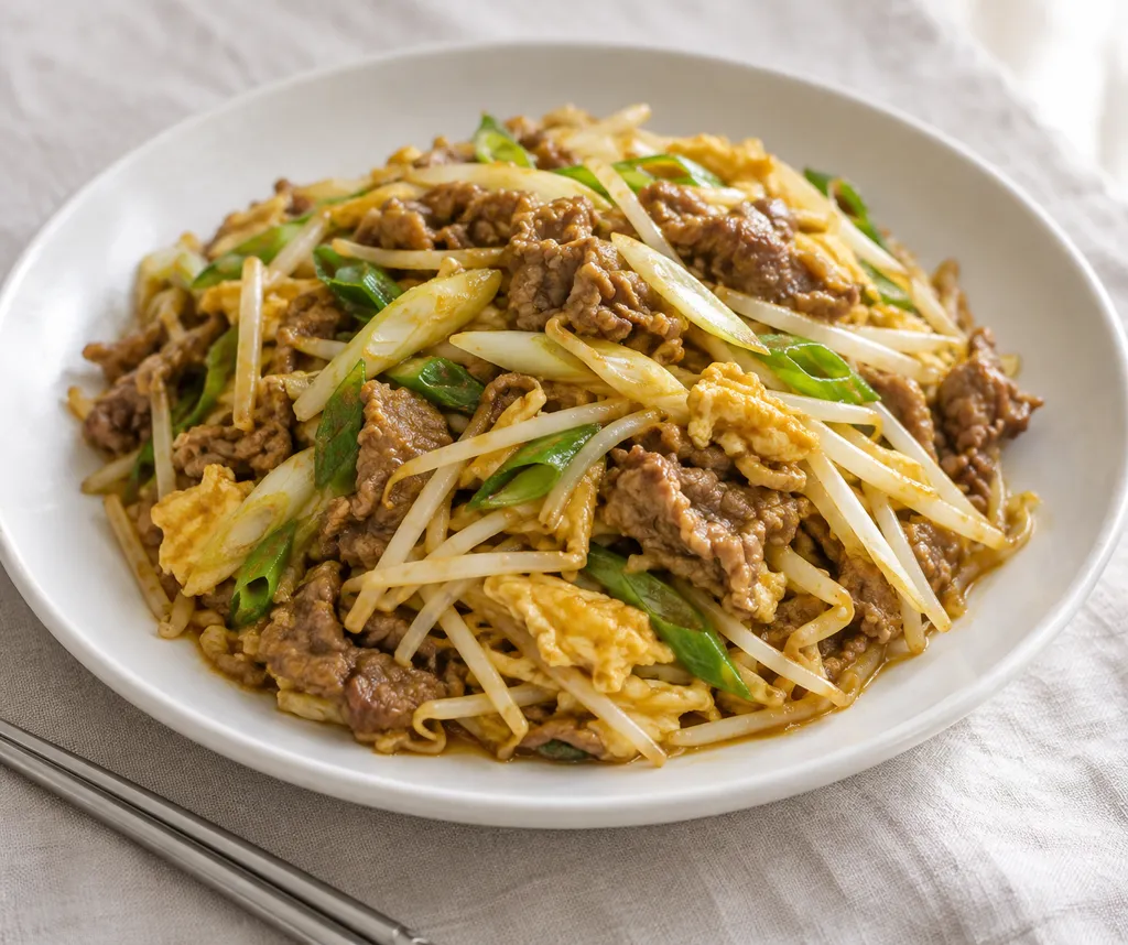 牛こま肉ともやしのタイ風カレー炒めの完成イメージ