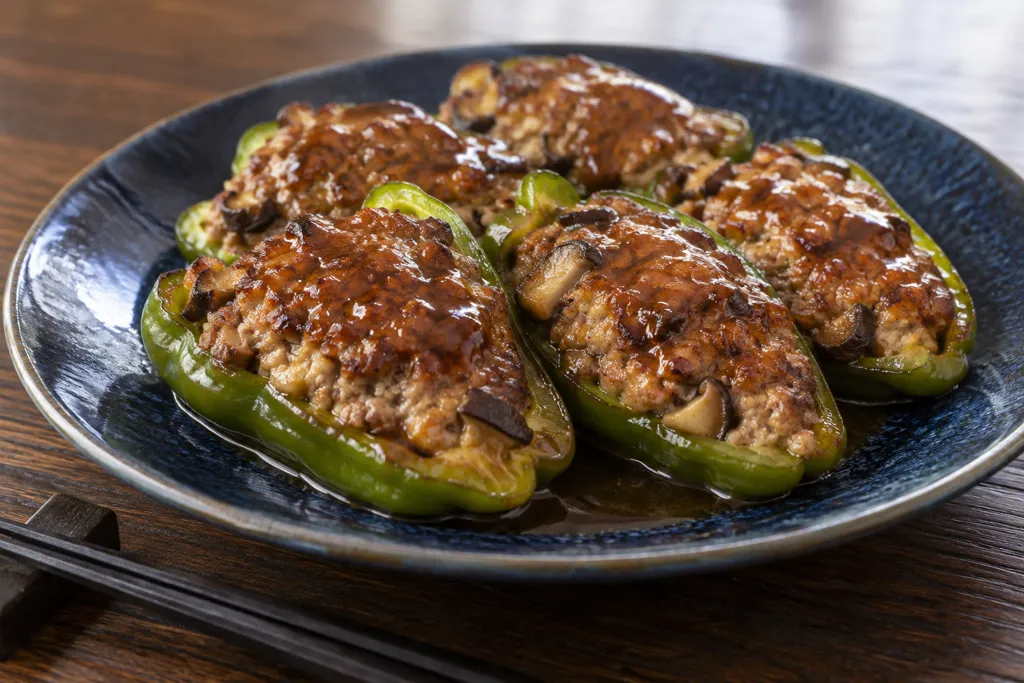 合いびき肉としいたけのピーマン肉詰めの完成イメージ