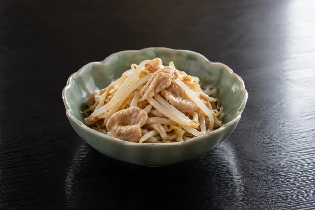 もやしと豚こま肉の中華和えの完成イメージ