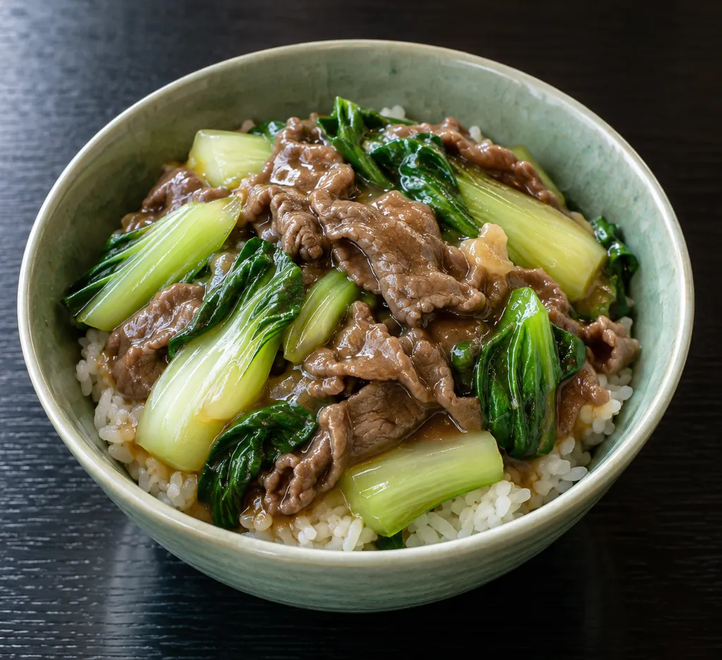 牛薄切り肉とチンゲン菜の中華かけごはんの完成イメージ
