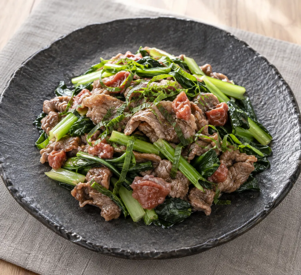 牛肉と小松菜の梅しそ炒めの完成イメージ