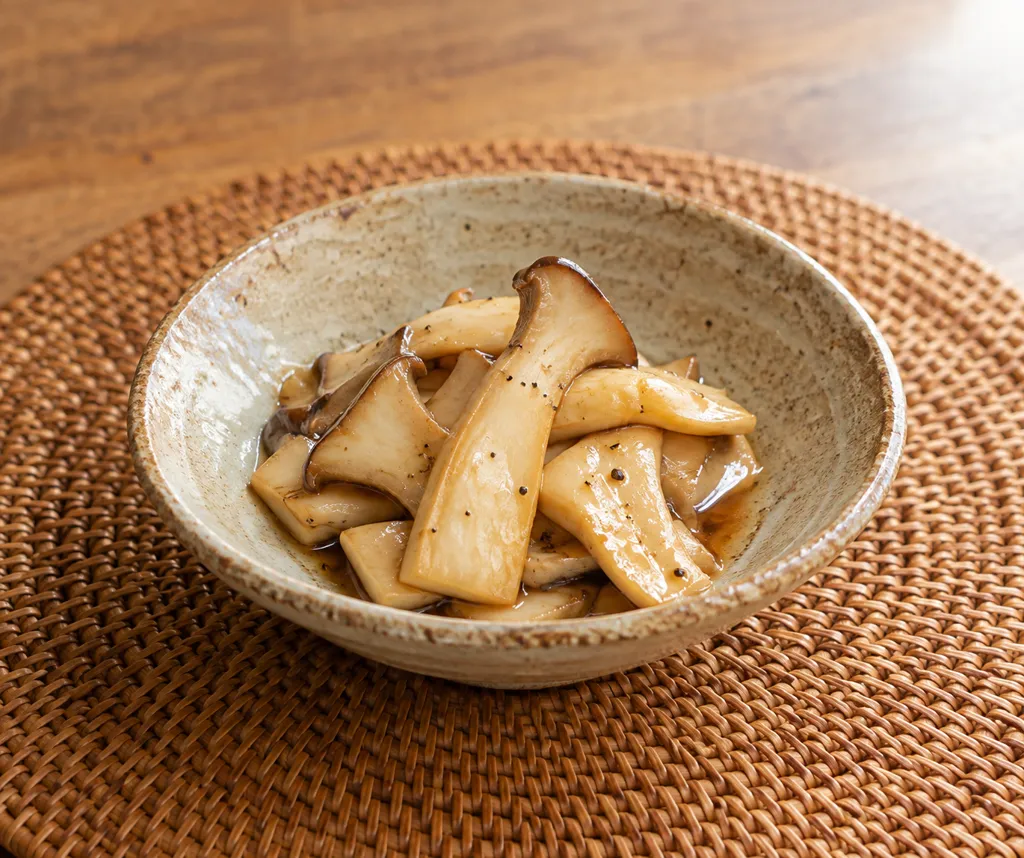 エリンギのにんにく醤油蒸しの完成イメージ