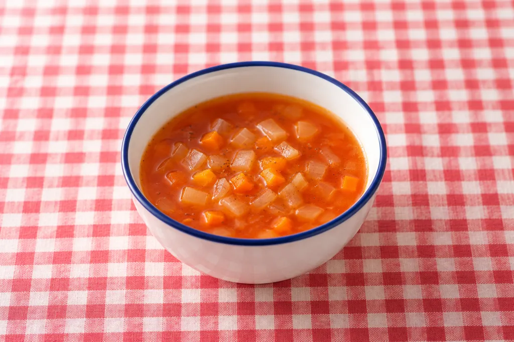 玉ねぎとにんじんのケチャップスープの完成イメージ