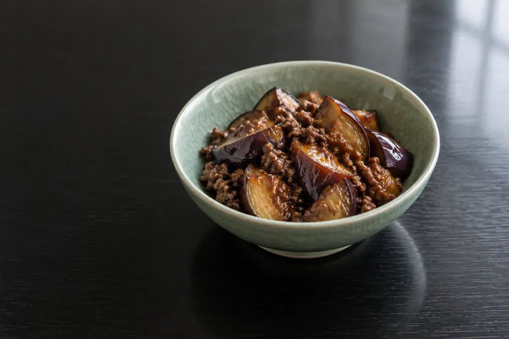 なすと牛ひき肉の中華甘酢揚げ焼きの完成イメージ