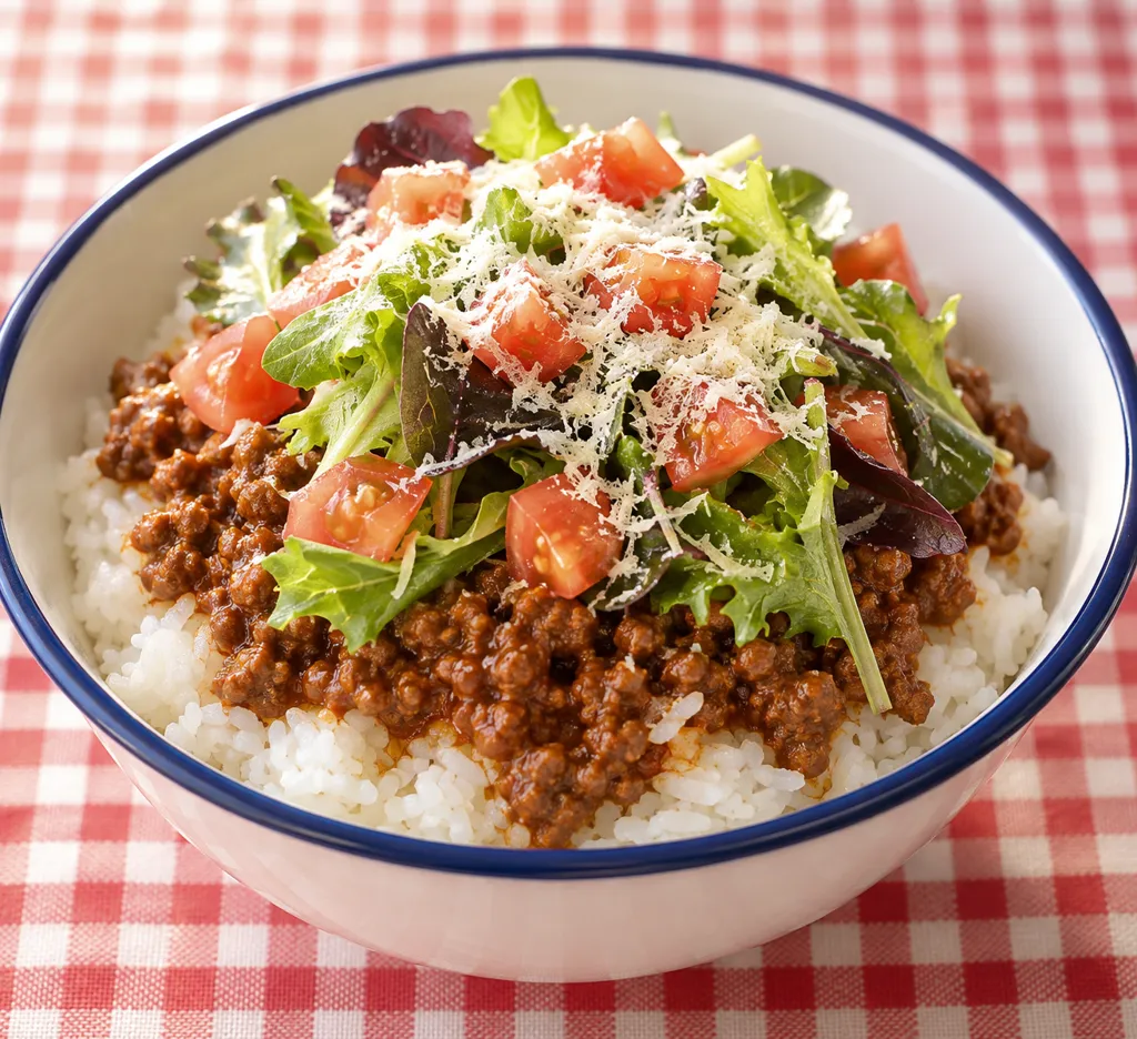 牛ひき肉とベビーリーフのタコライスの完成イメージ
