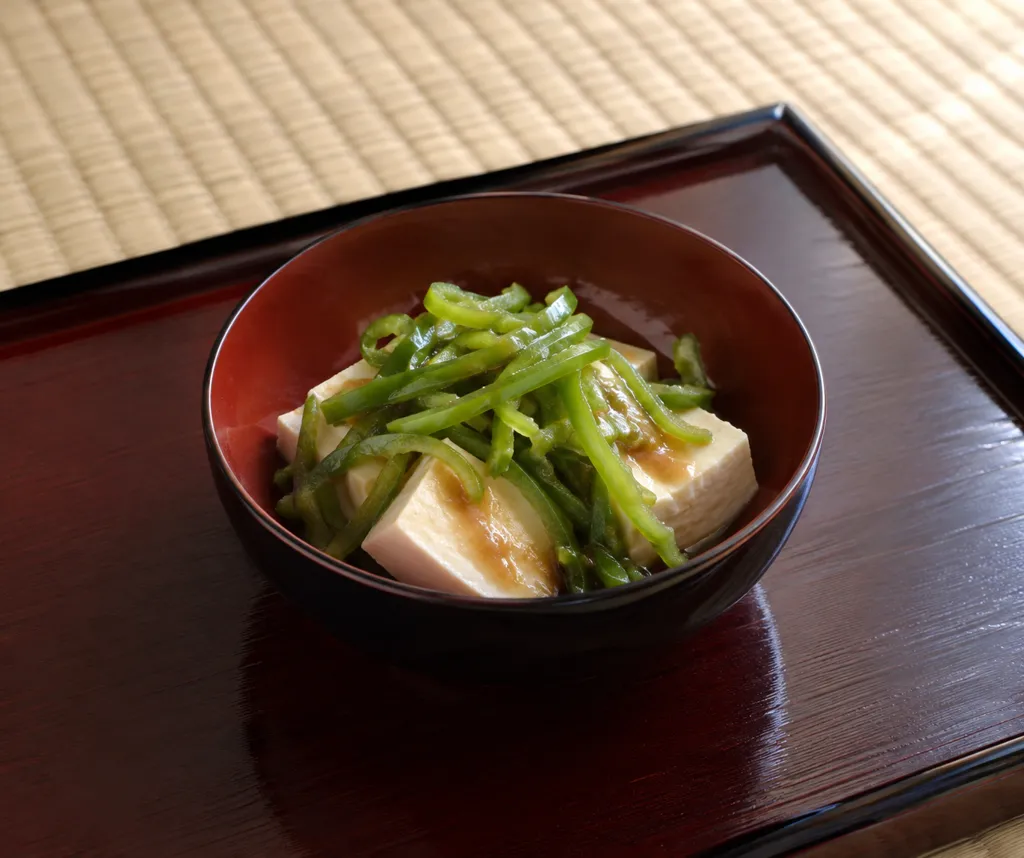 豆腐とピーマンの細切りサラダの完成イメージ