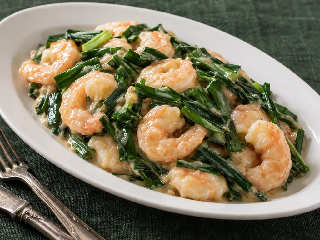 むきえびとニラの甘味噌マヨ炒めの完成イメージ
