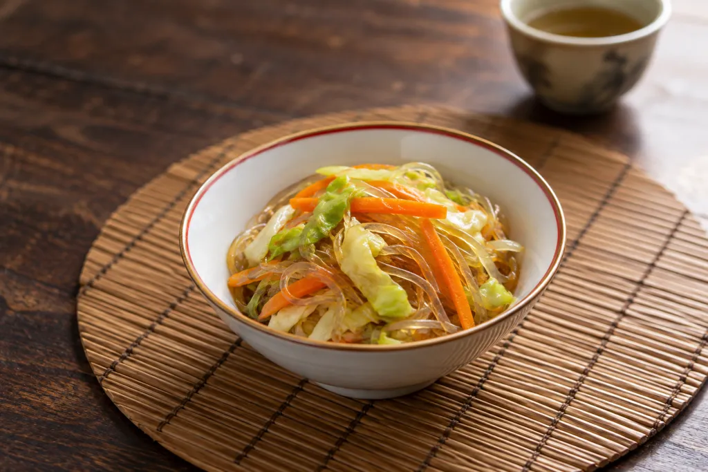 キャベツとにんじんの春雨中華炒めの完成イメージ