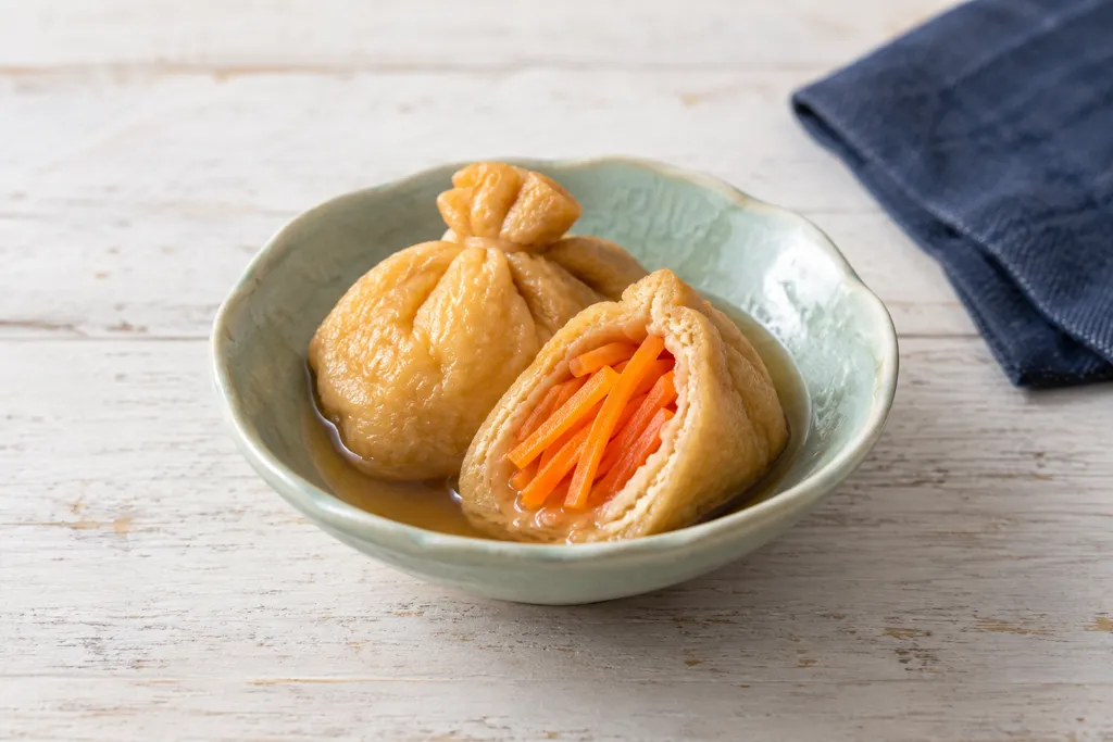 油揚げとにんじんの袋煮の完成イメージ