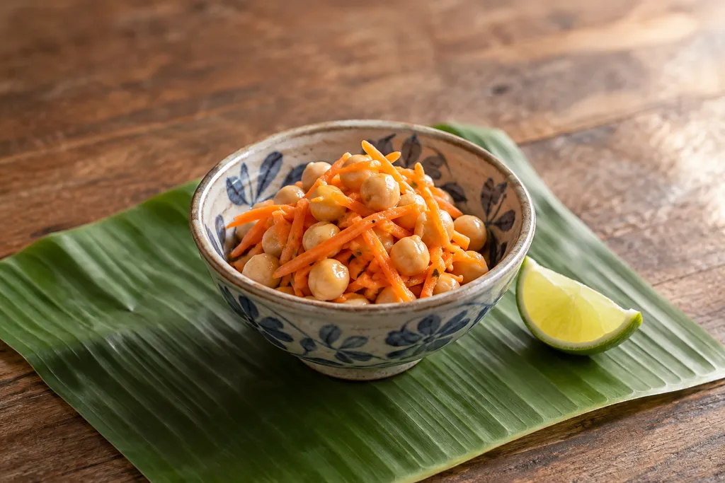 ひよこ豆とにんじんのエスニック豆サラダの完成イメージ