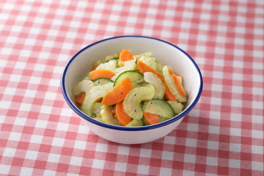 セロリとにんじんのフレンチサラダの完成イメージ