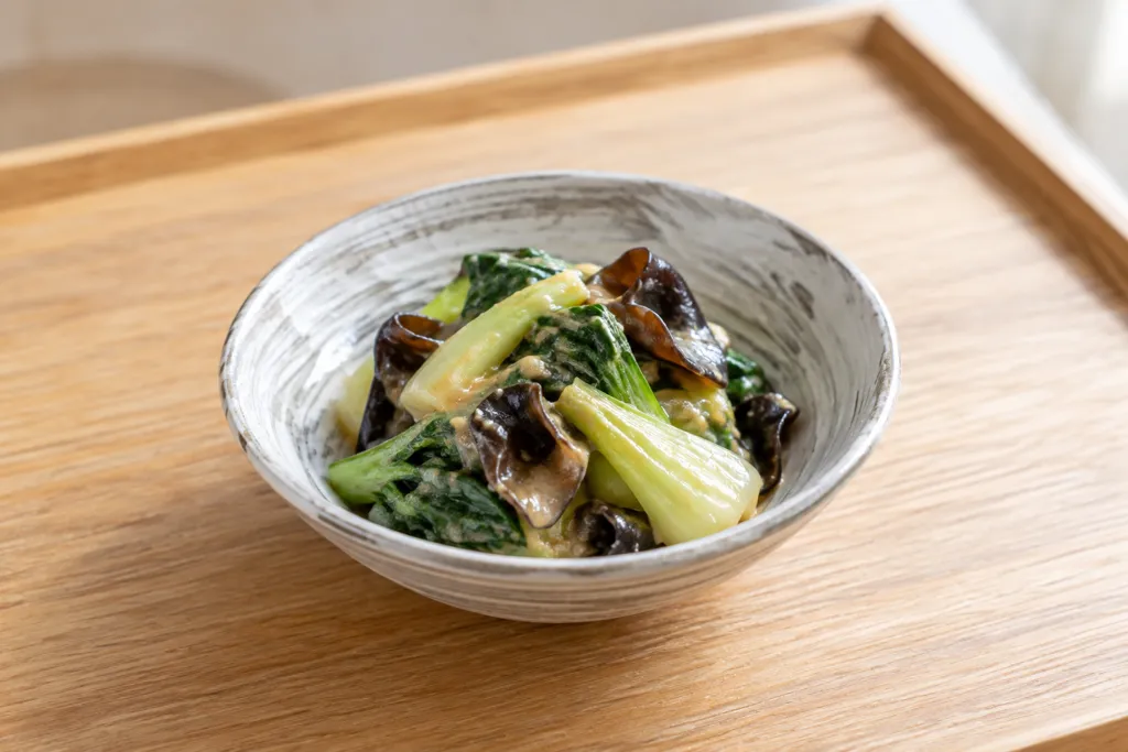 チンゲン菜ときくらげの酢味噌和えの完成イメージ