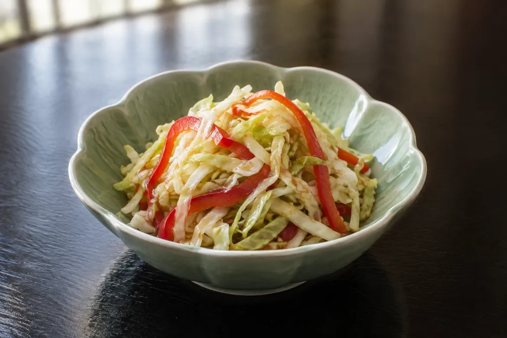キャベツとパプリカの中華サラダの完成イメージ