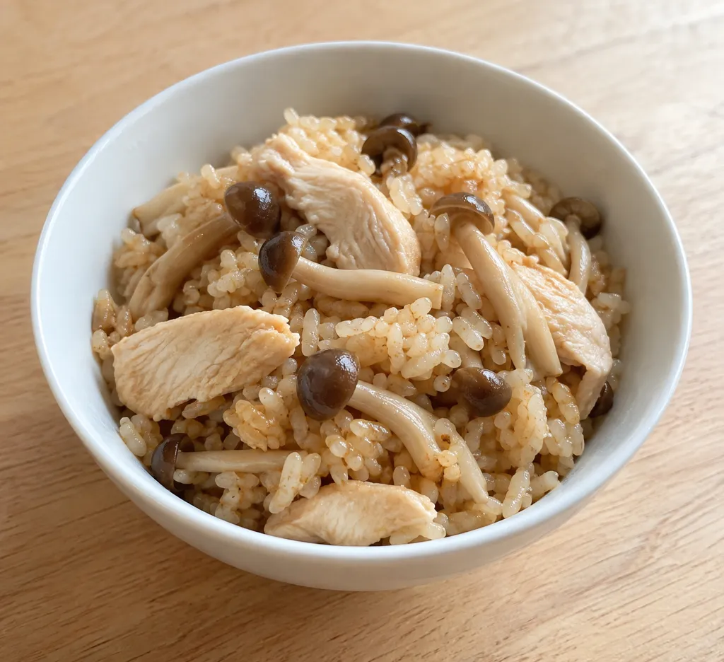 鶏むね肉としめじの中華炊き込みご飯の完成イメージ
