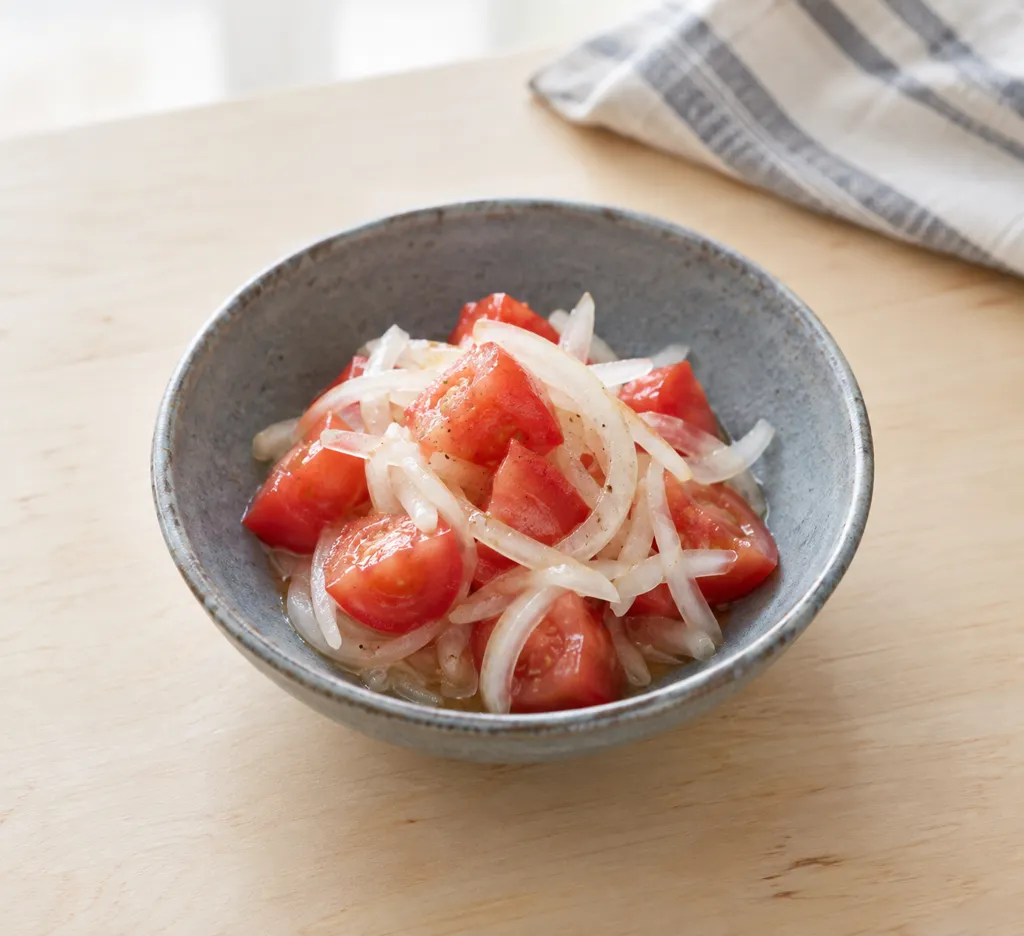 玉ねぎとトマトのさっぱりマリネの完成イメージ