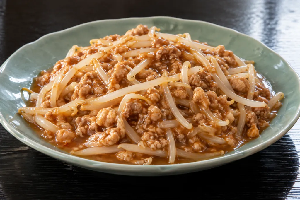 鶏ひき肉ともやしの麻婆の完成イメージ